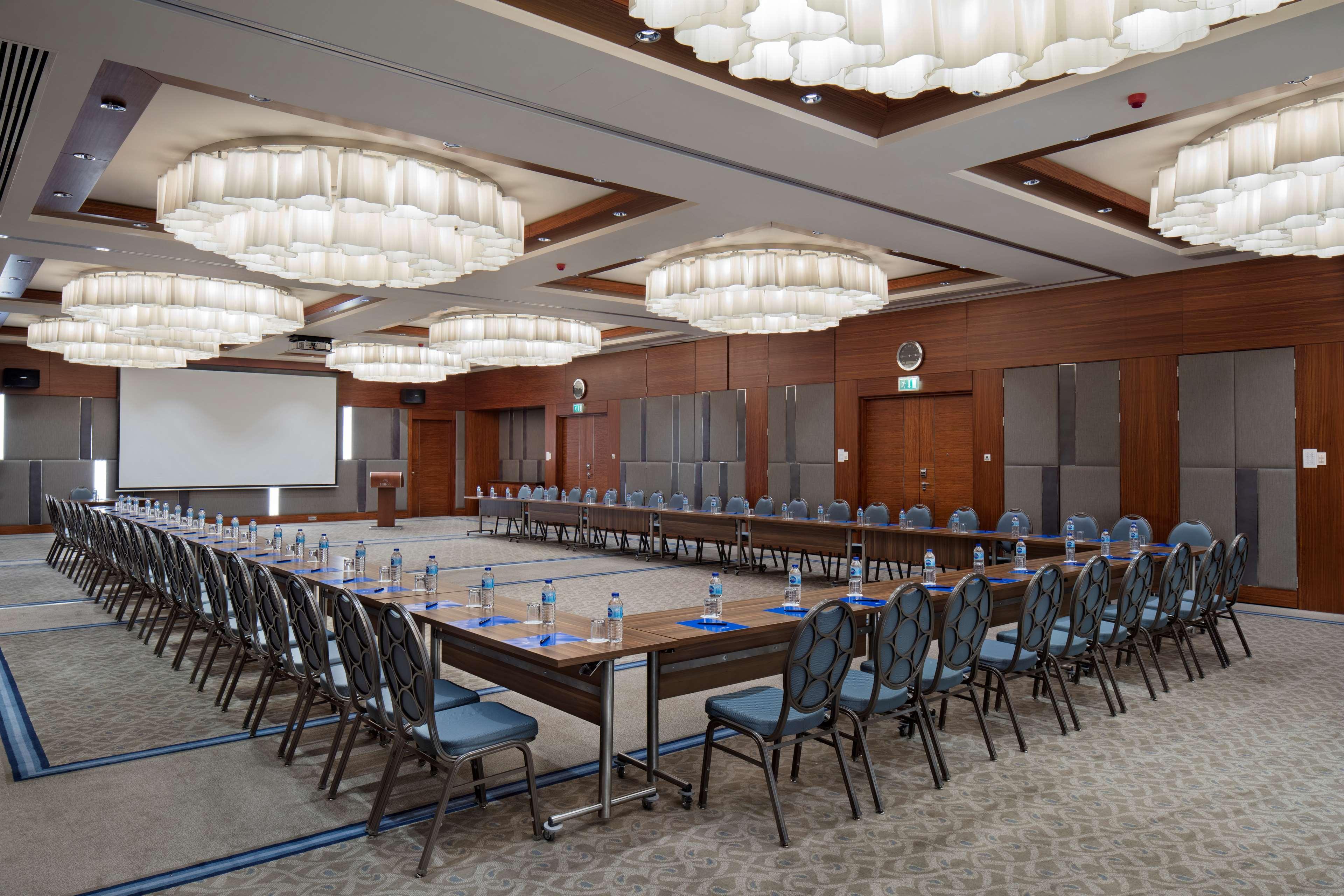 Hilton Bursa Convention Center & Spa Eksteriør billede