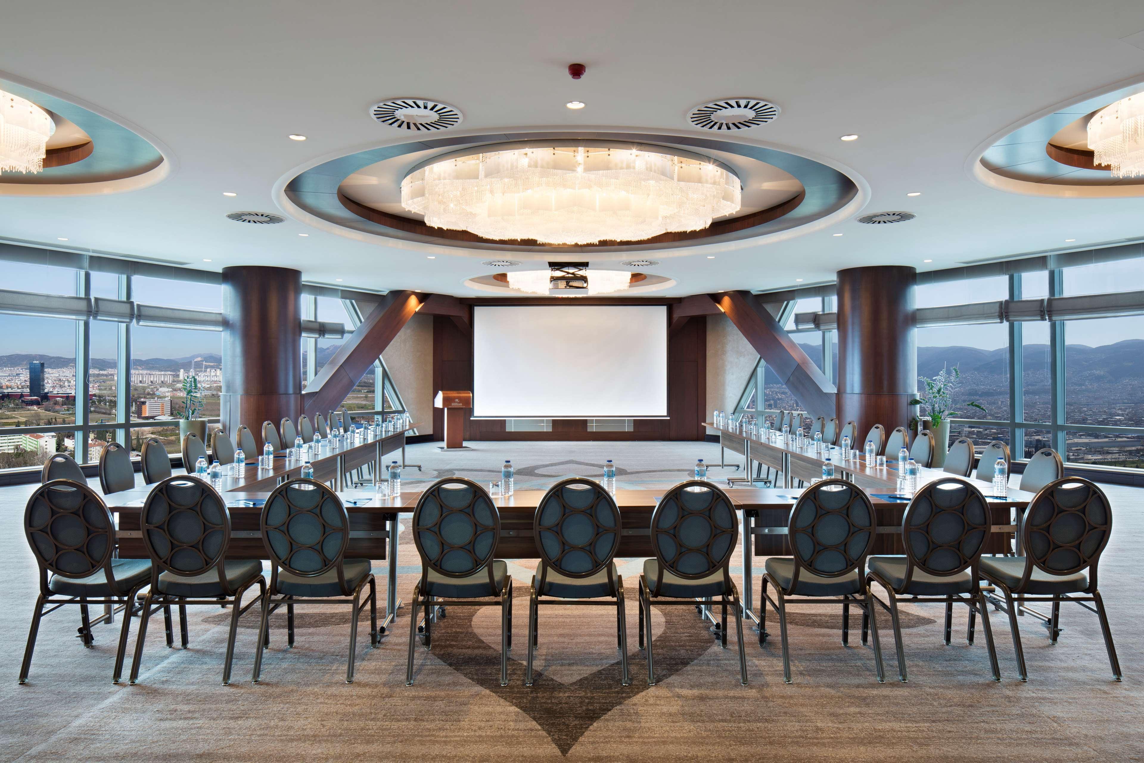 Hilton Bursa Convention Center & Spa Eksteriør billede