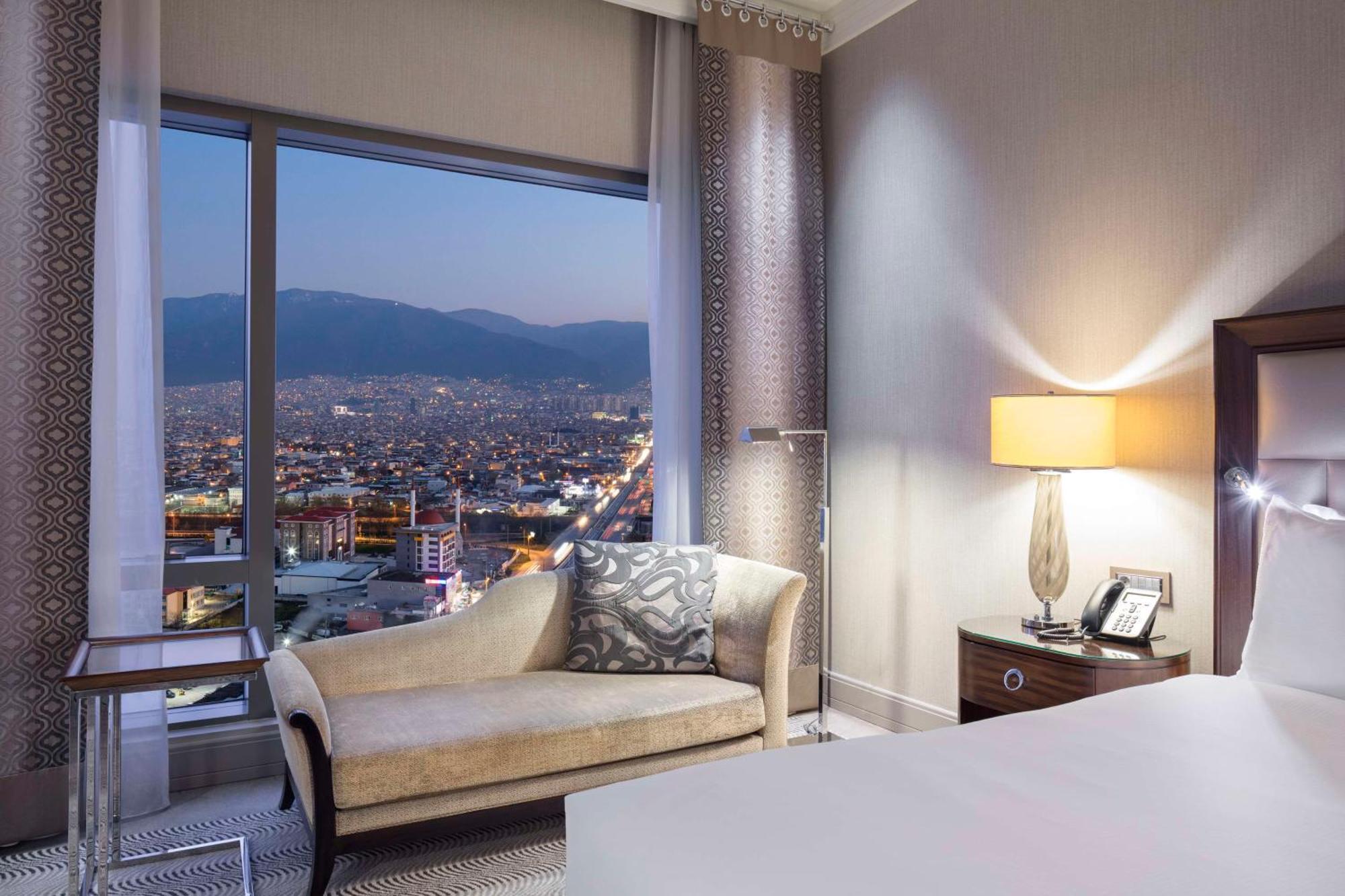 Hilton Bursa Convention Center & Spa Eksteriør billede